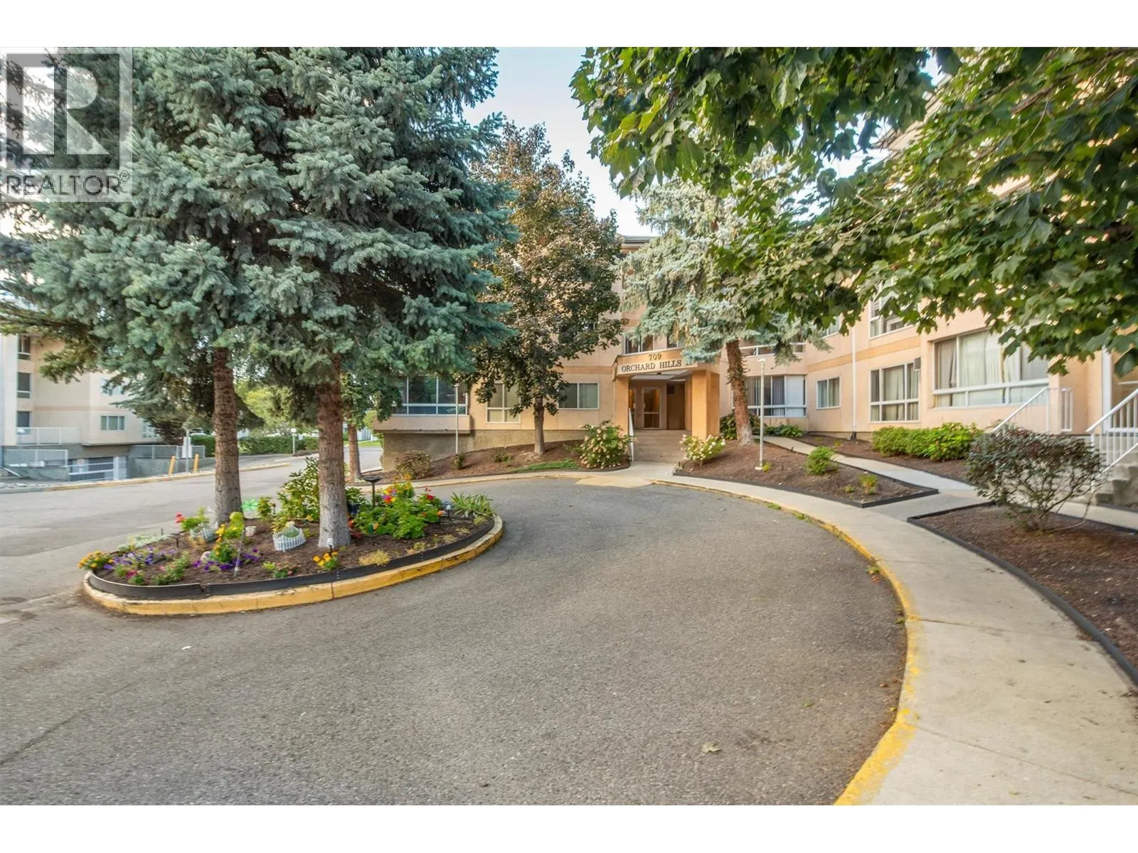 709 Houghton Road Unit# 311
