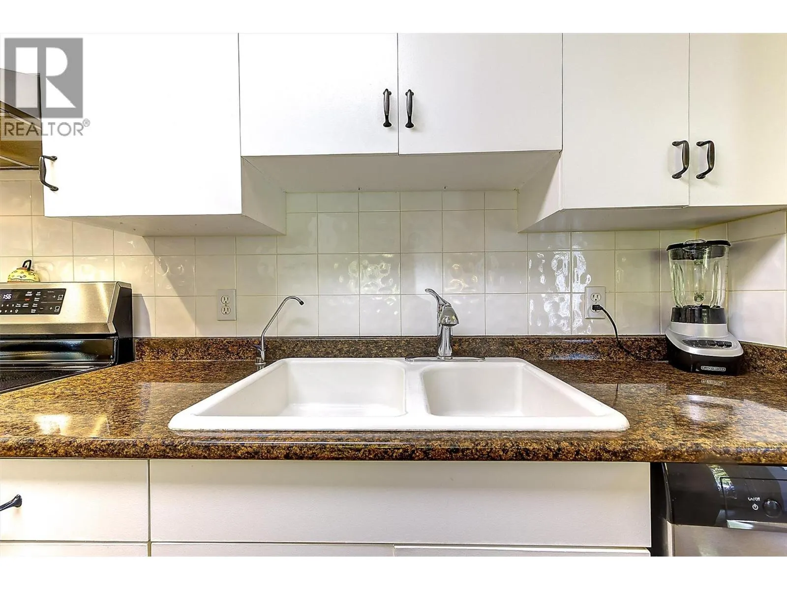 709 Houghton Road Unit# 311