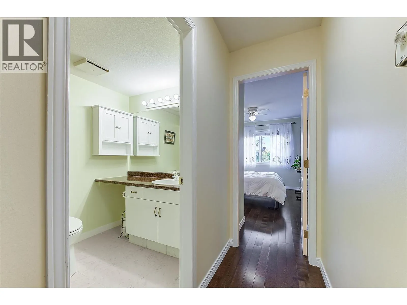 709 Houghton Road Unit# 311