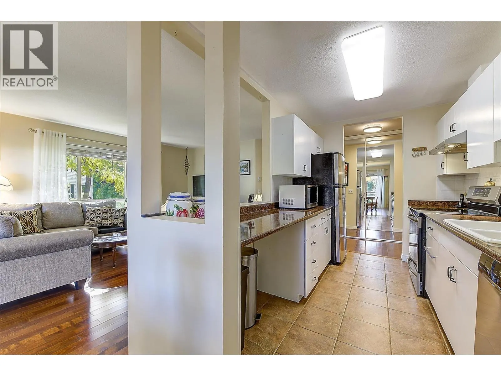 709 Houghton Road Unit# 311