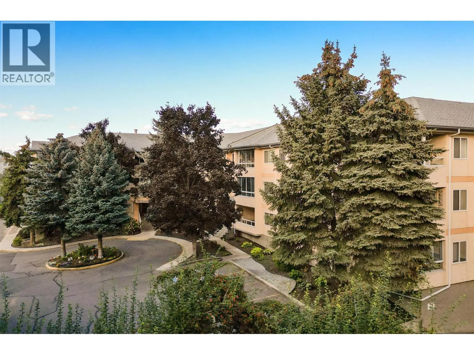 709 Houghton Road Unit# 311