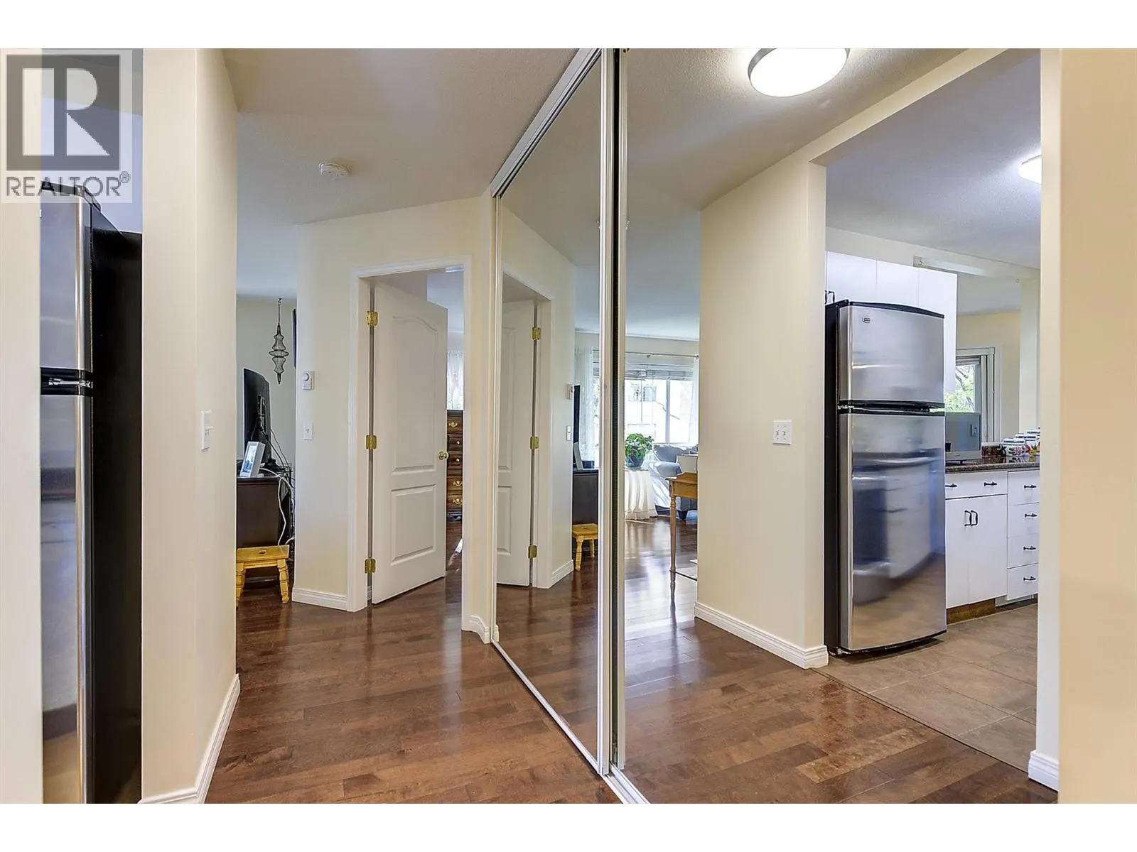 709 Houghton Road Unit# 311