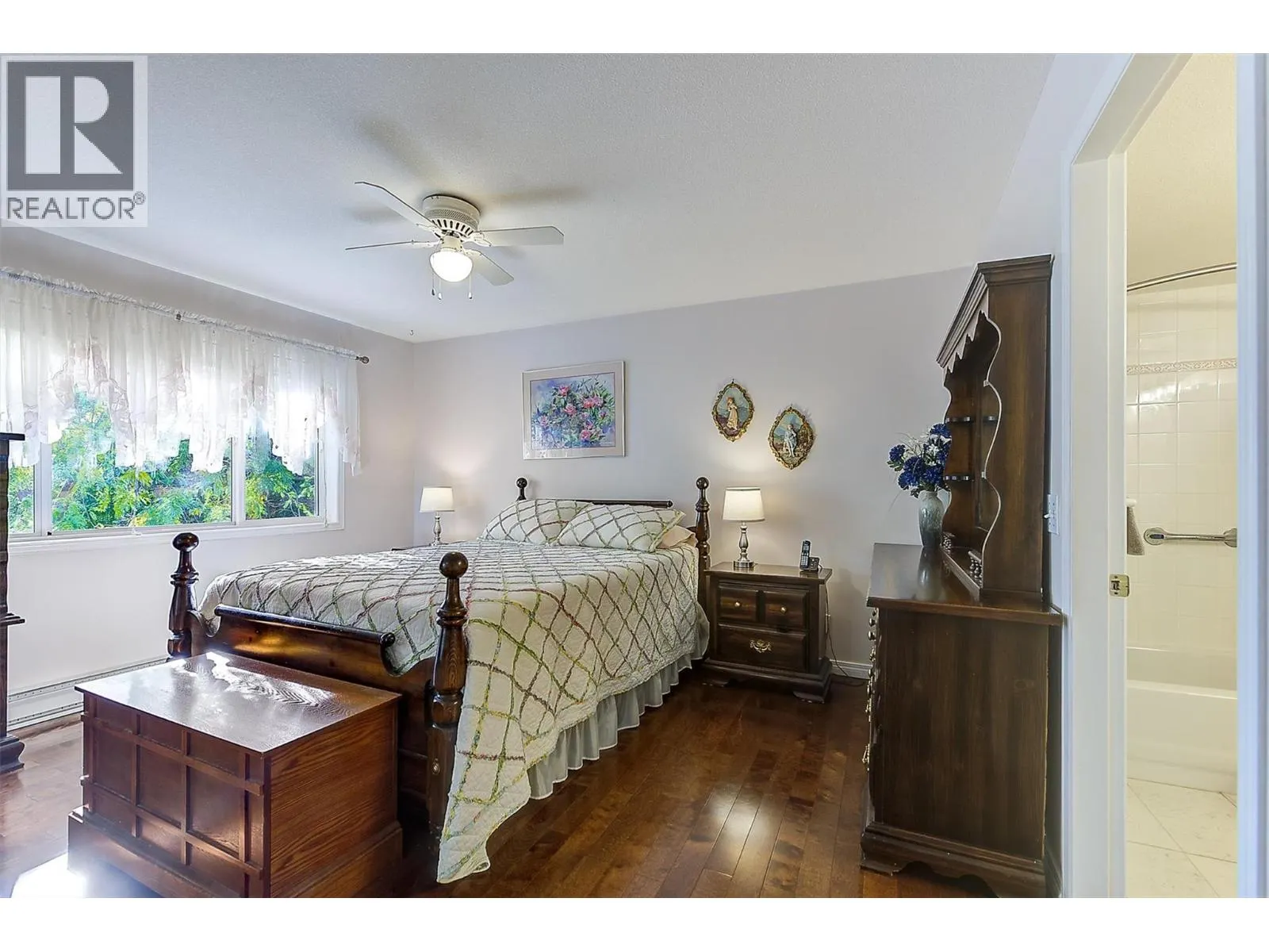 709 Houghton Road Unit# 311