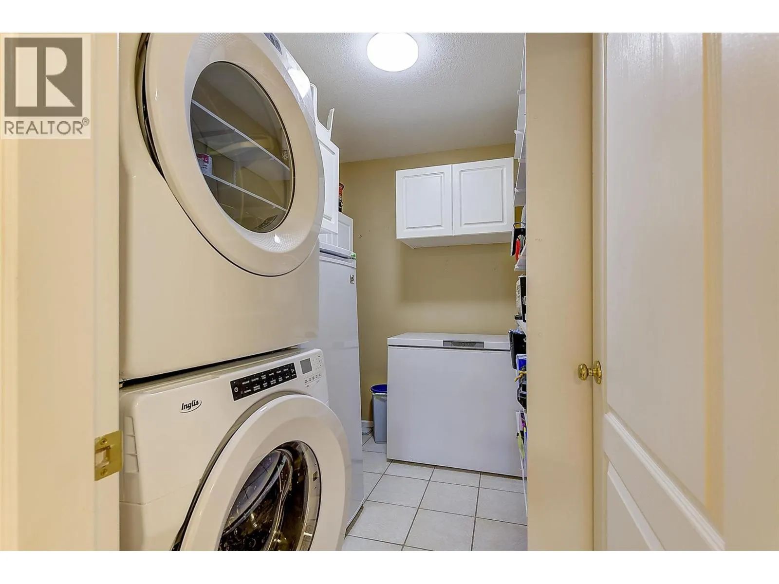 709 Houghton Road Unit# 311