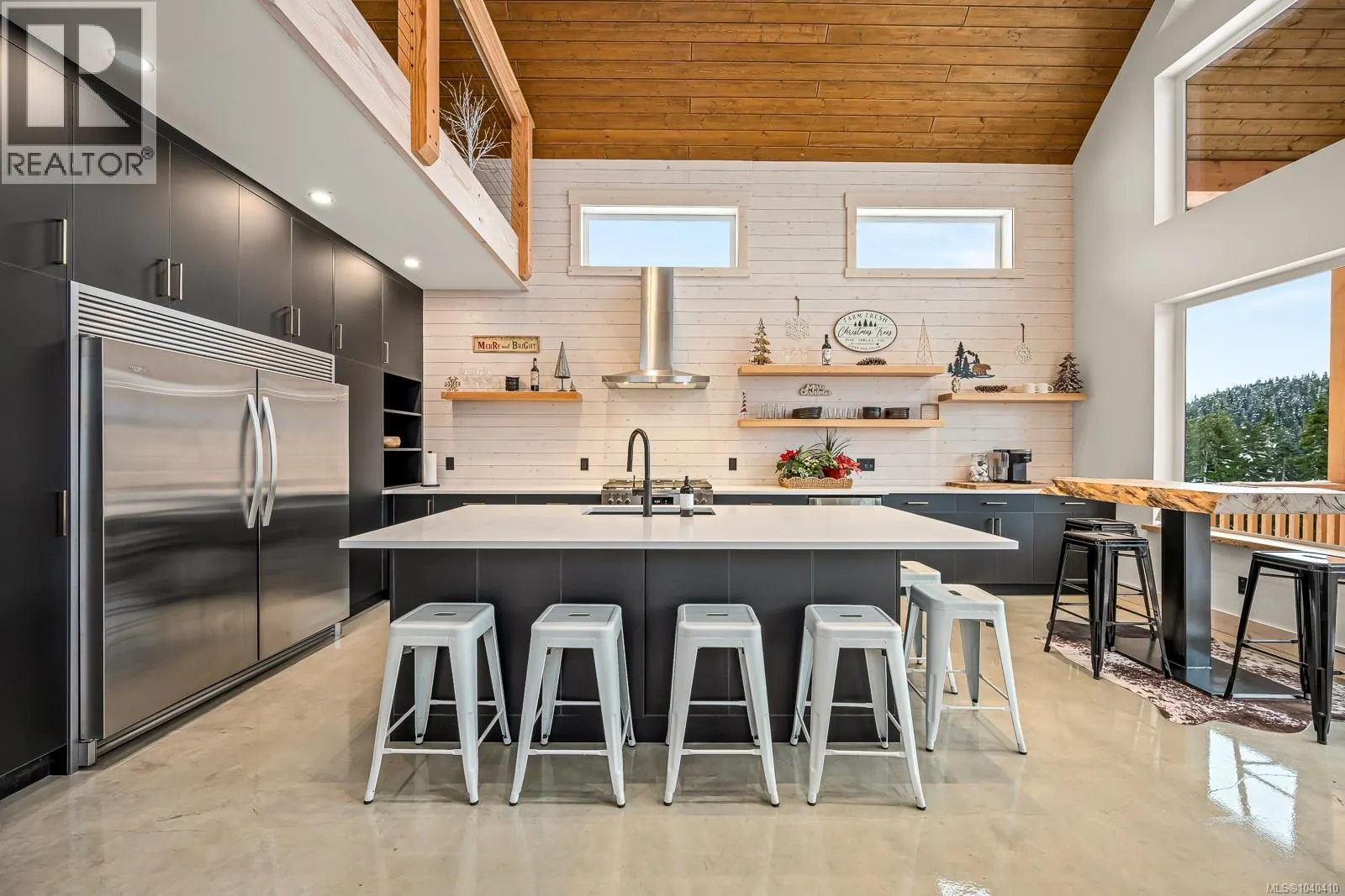 455 ARROWSMITH Ridge