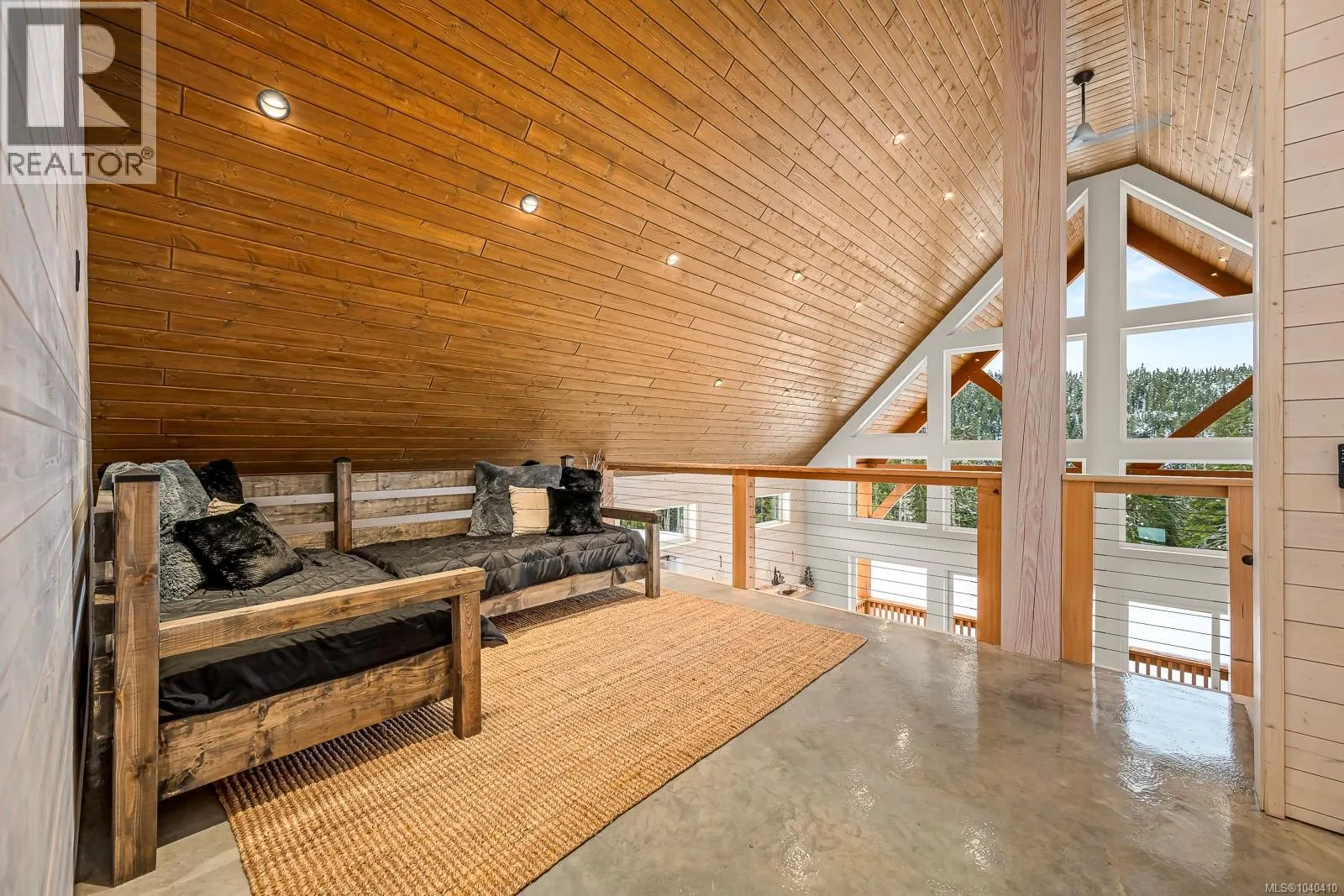 455 ARROWSMITH Ridge