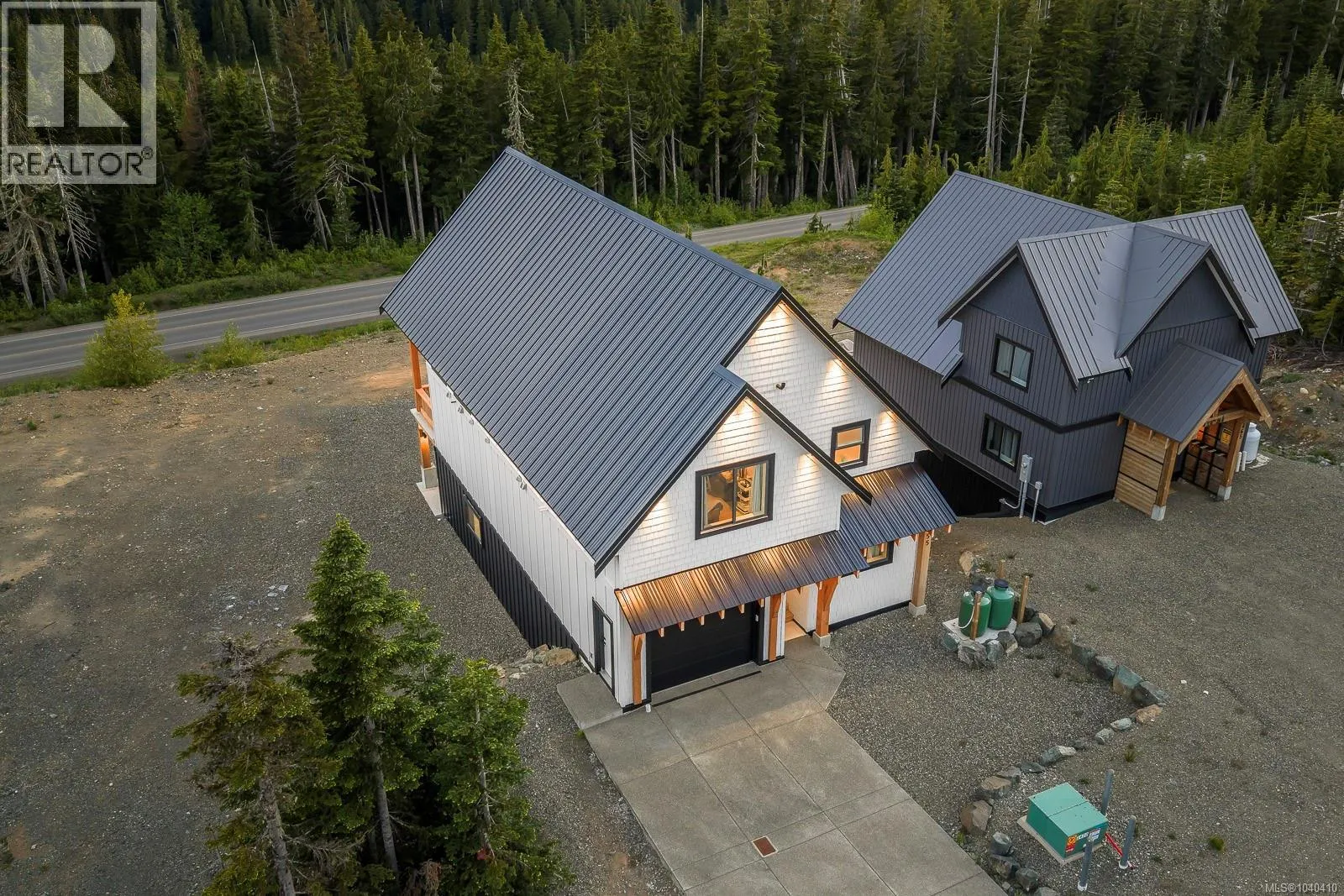455 ARROWSMITH Ridge