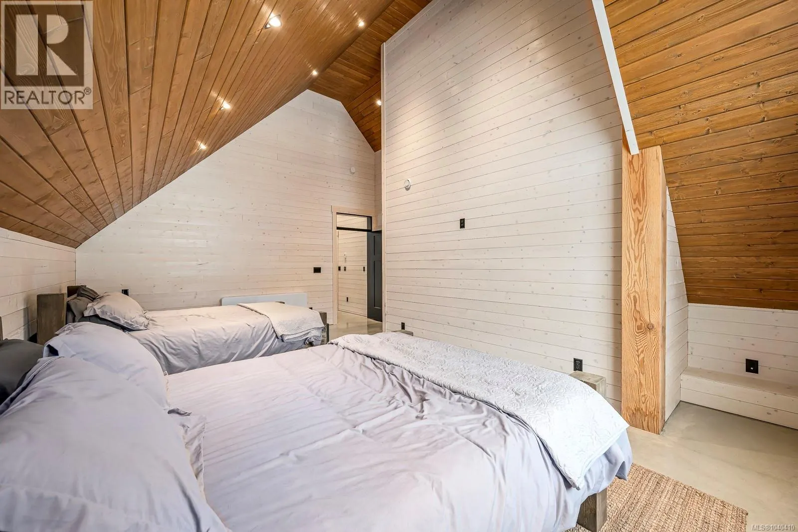 455 ARROWSMITH Ridge