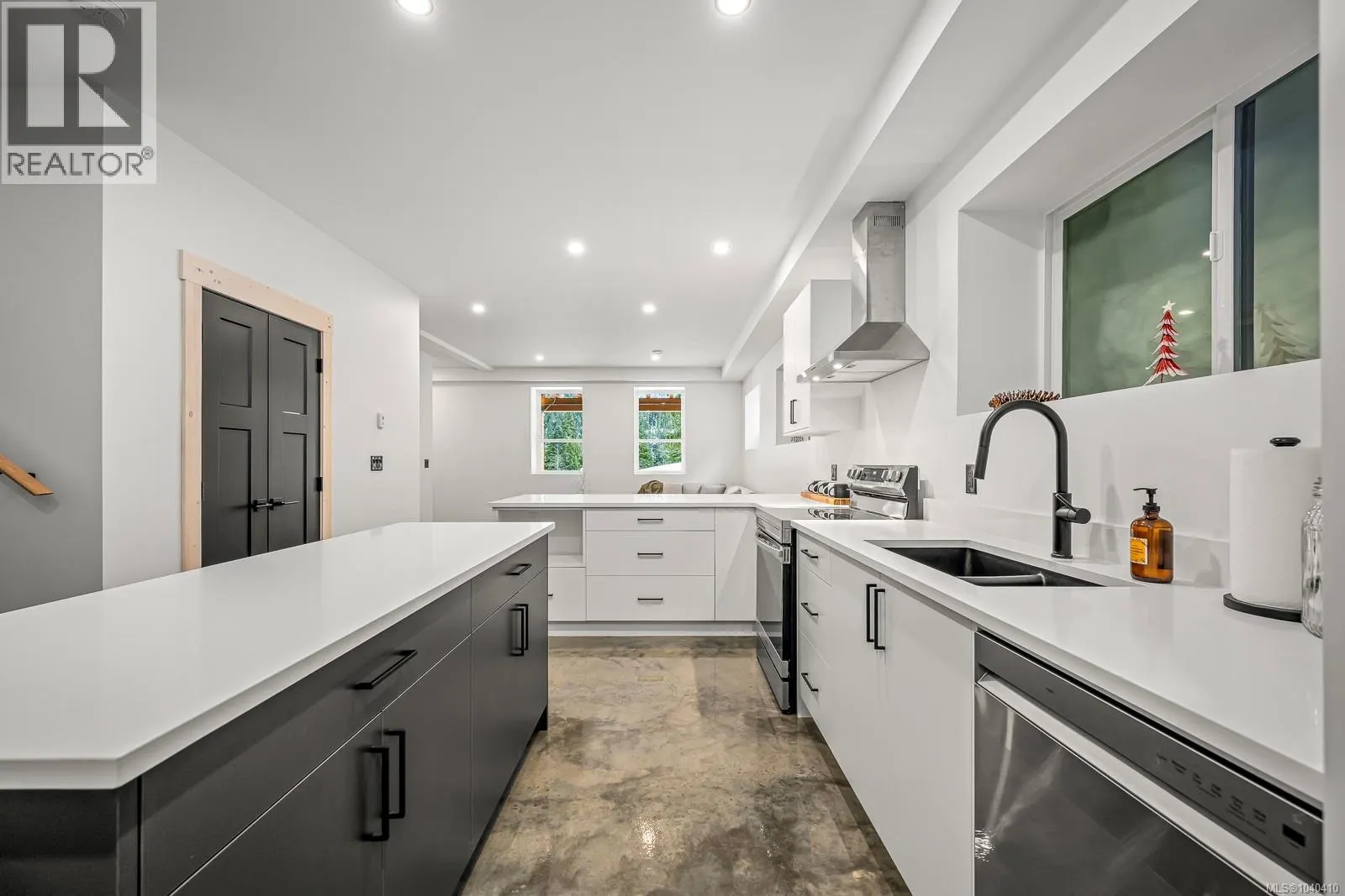 455 ARROWSMITH Ridge