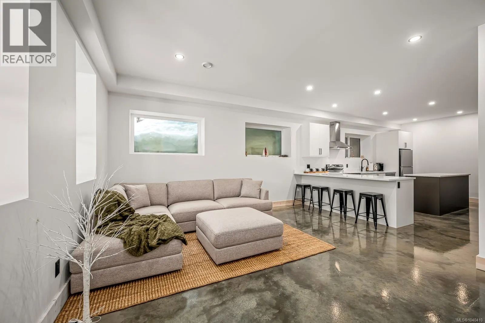 455 ARROWSMITH Ridge