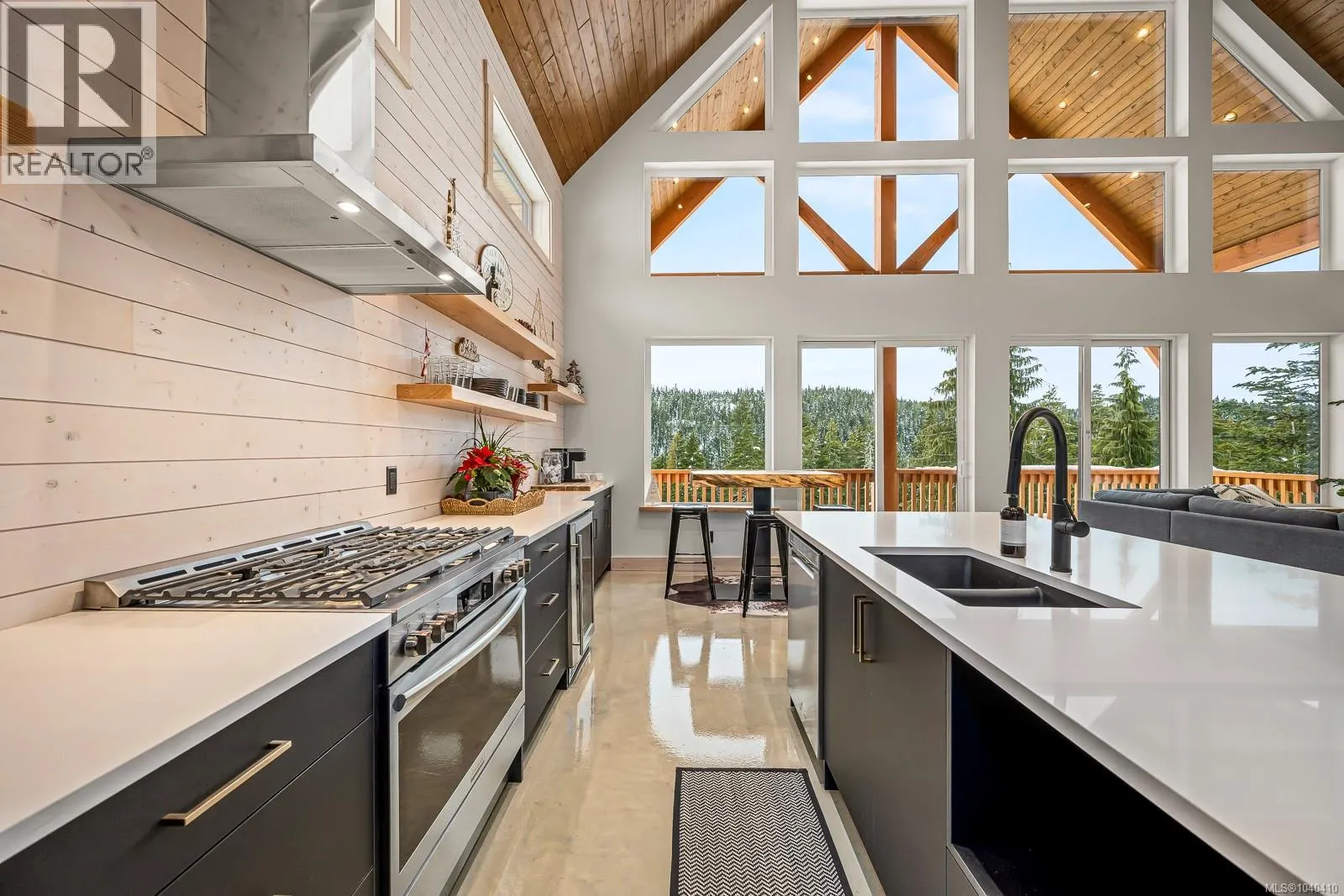455 ARROWSMITH Ridge