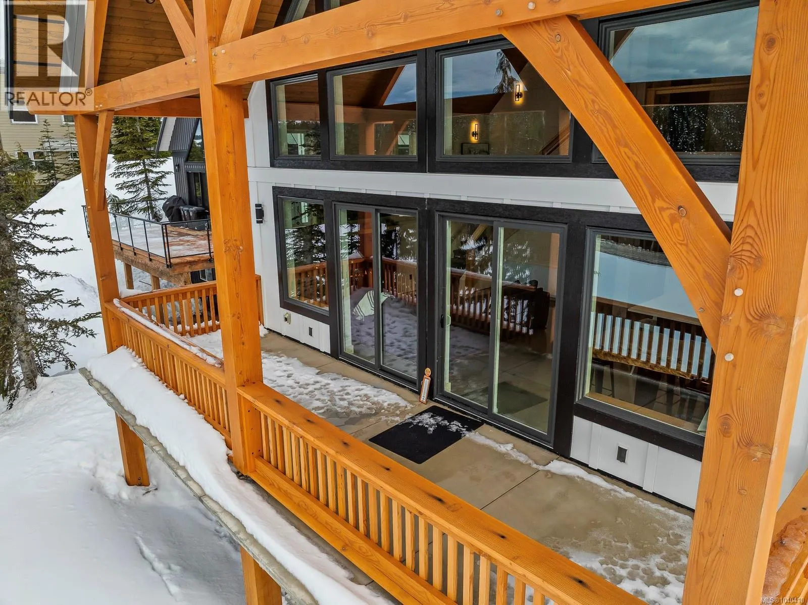 455 ARROWSMITH Ridge