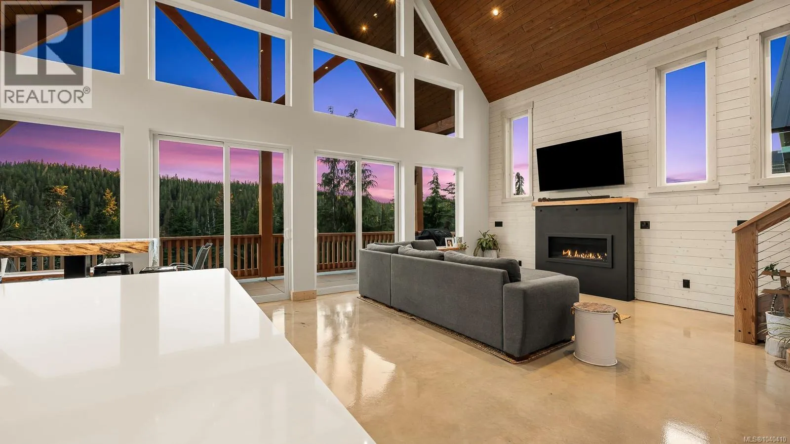 455 ARROWSMITH Ridge