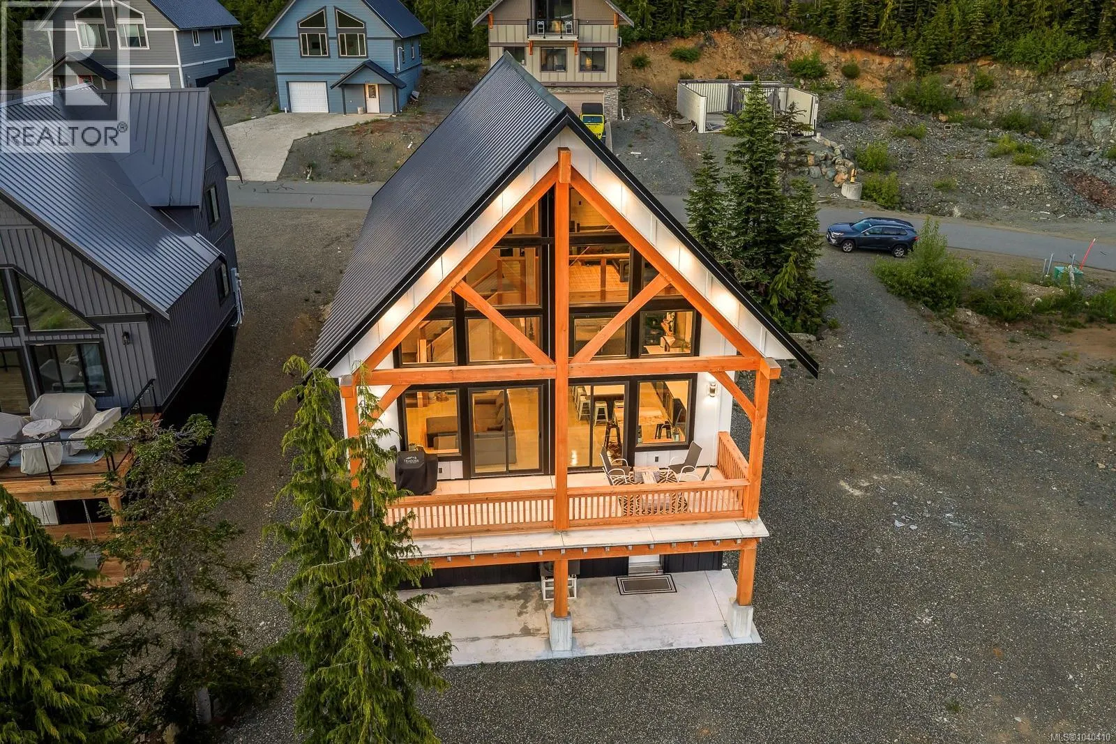 455 ARROWSMITH Ridge