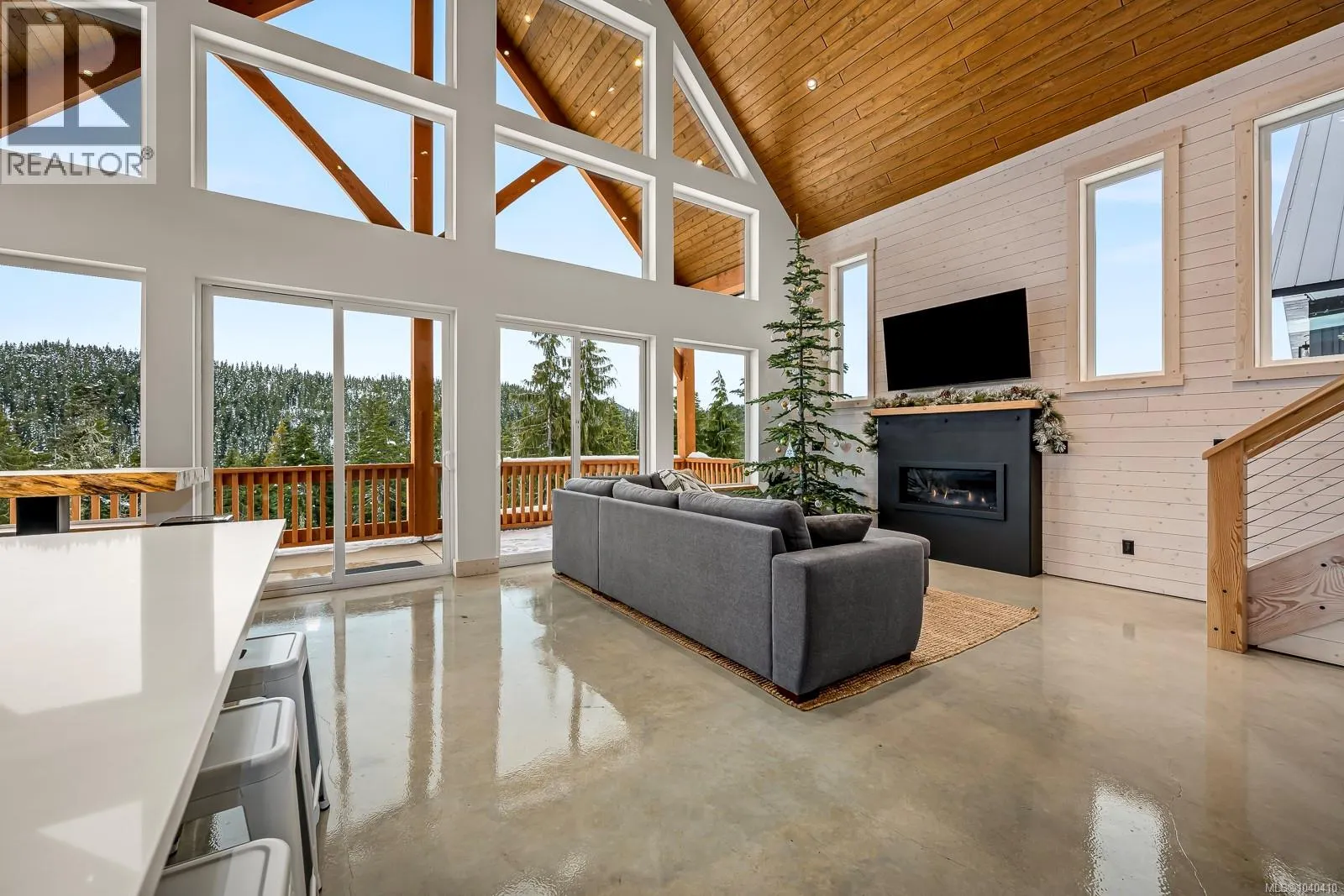 455 ARROWSMITH Ridge