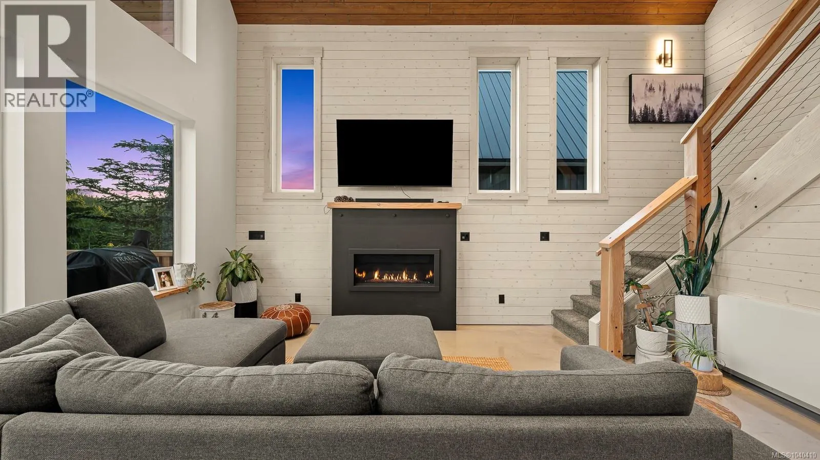 455 ARROWSMITH Ridge