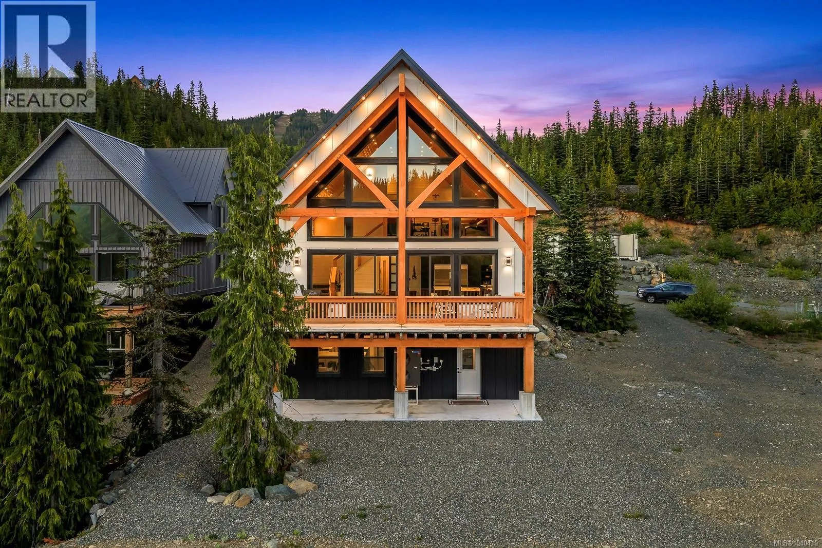 455 ARROWSMITH Ridge