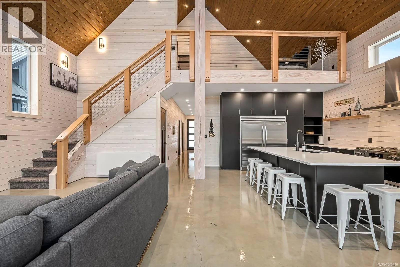 455 ARROWSMITH Ridge