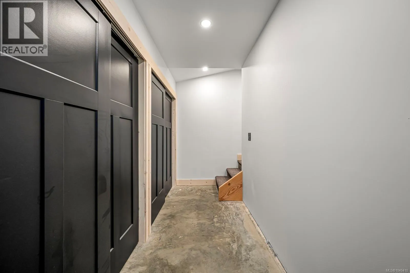 455 ARROWSMITH Ridge
