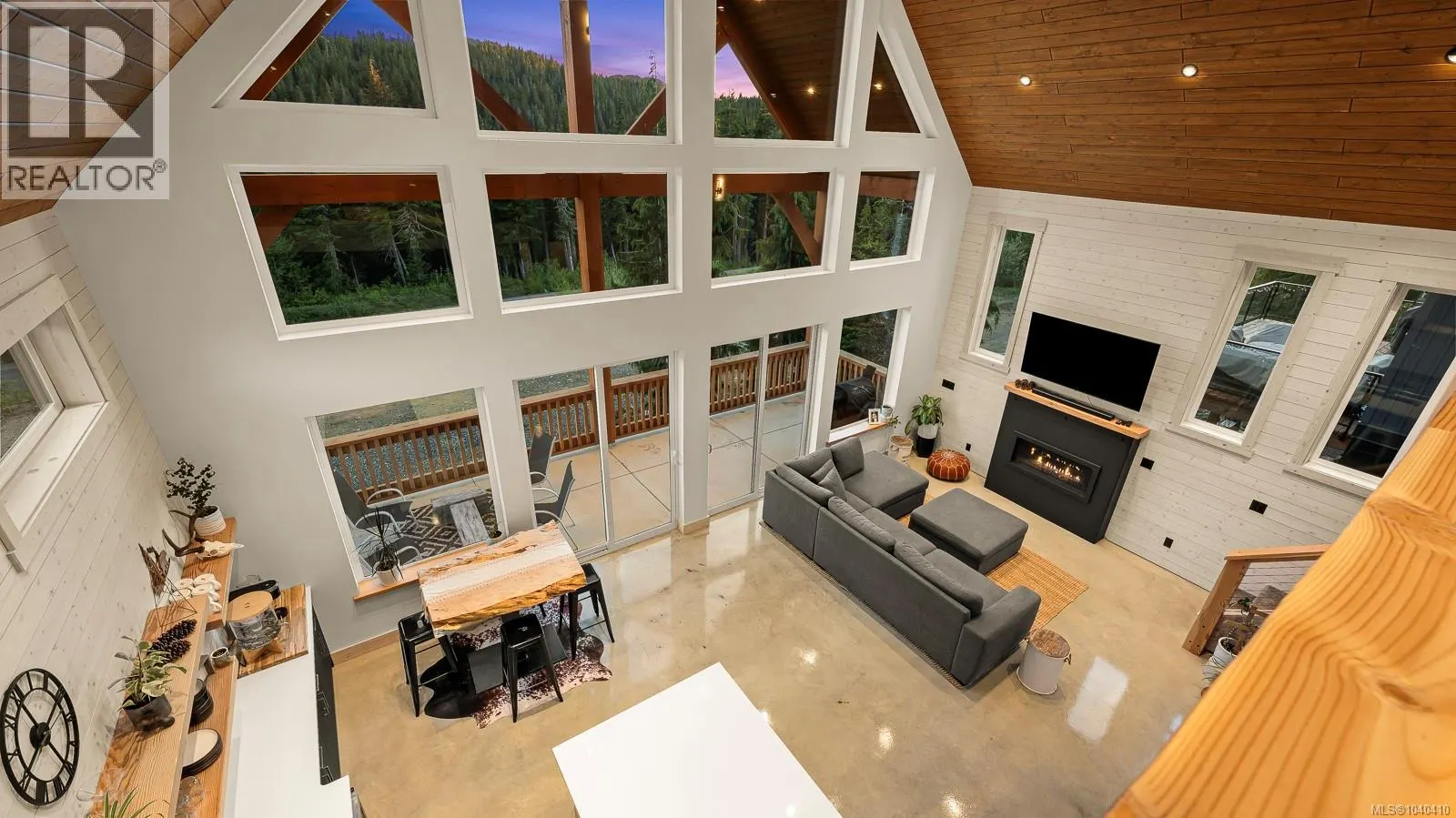 455 ARROWSMITH Ridge