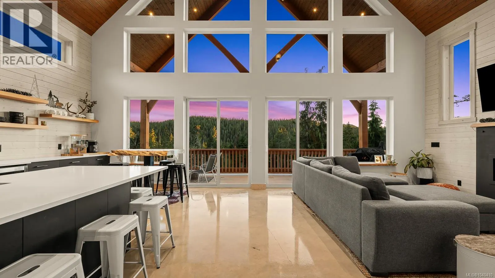 455 ARROWSMITH Ridge