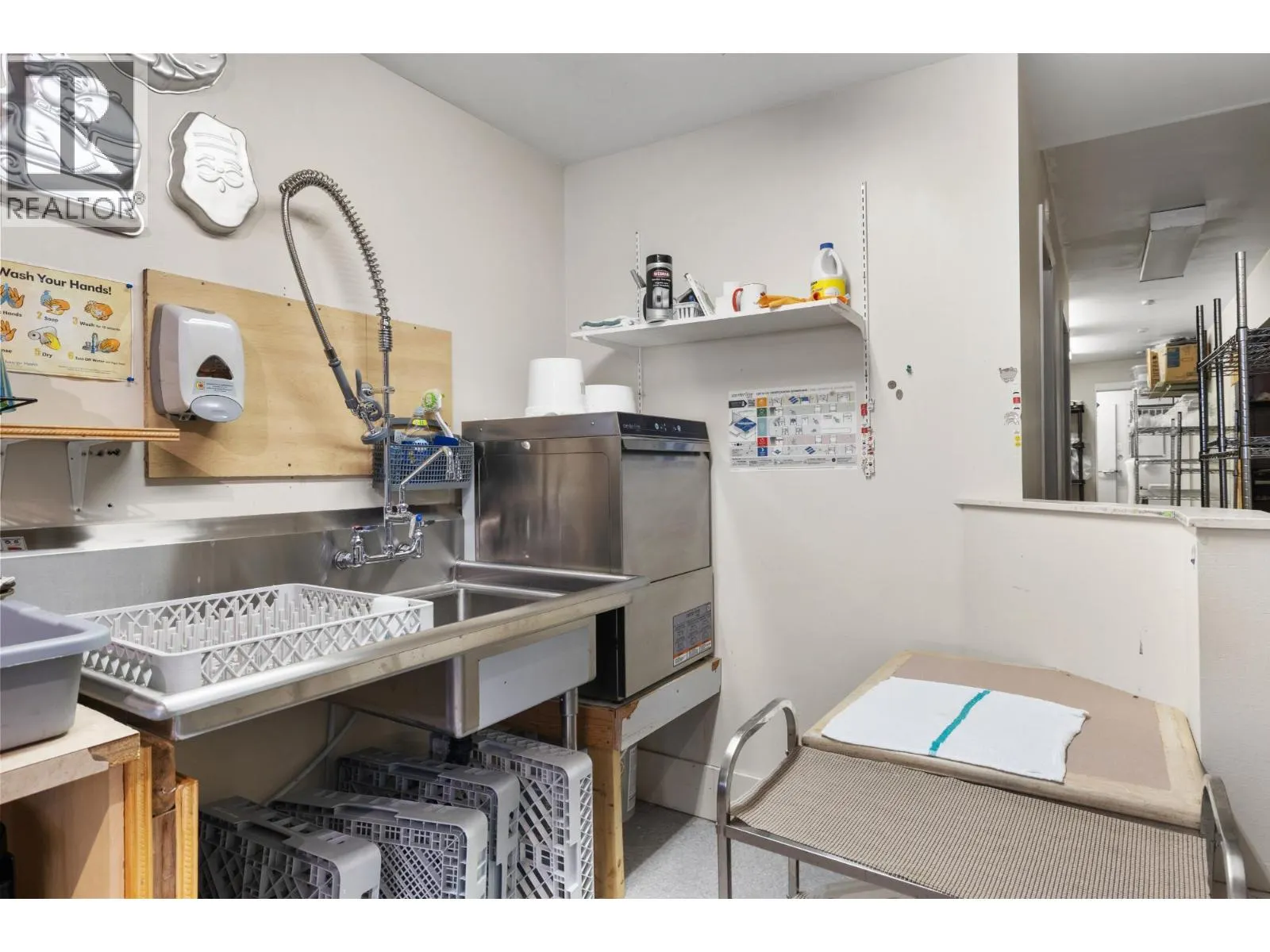 1025 CANYON Street Unit# Leased Premises Of