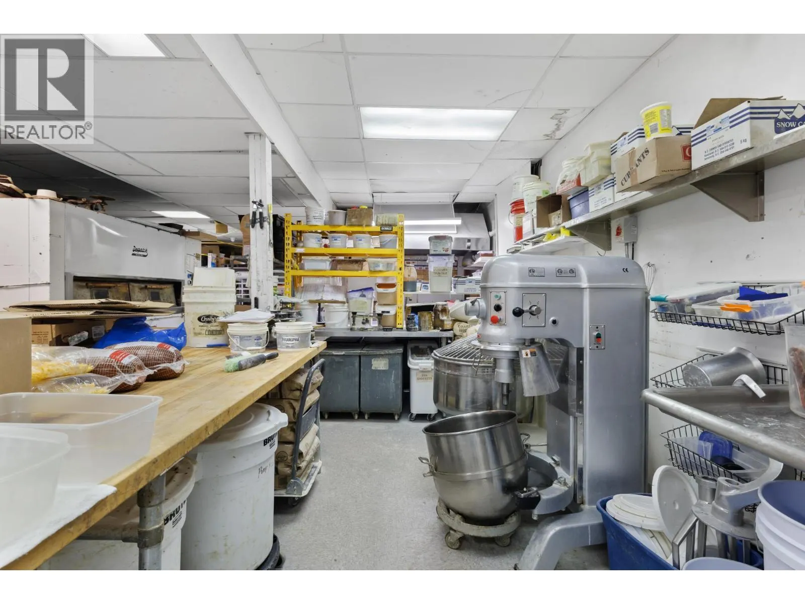 1025 CANYON Street Unit# Leased Premises Of