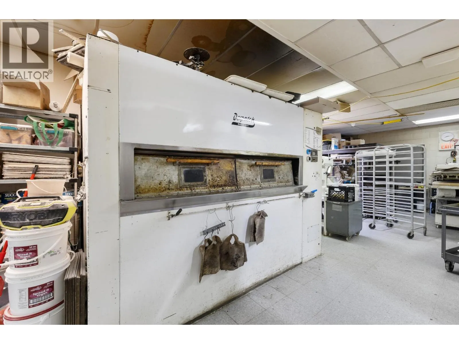 1025 CANYON Street Unit# Leased Premises Of