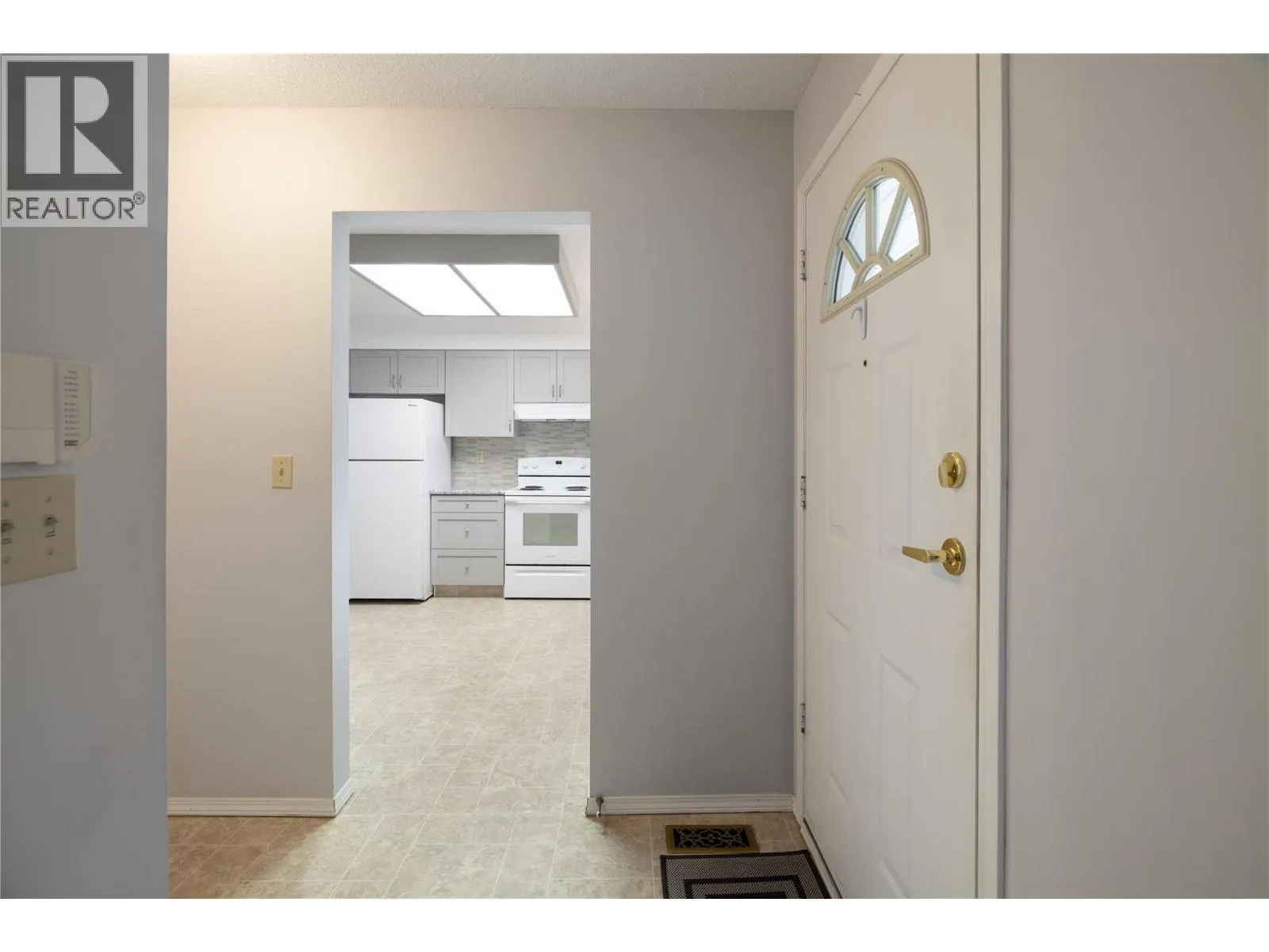 3900 27 Avenue Unit# 2