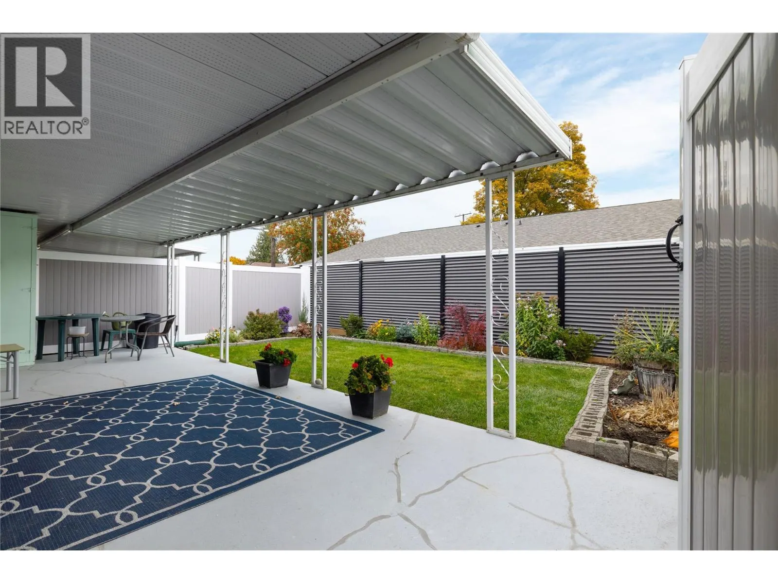 3900 27 Avenue Unit# 2