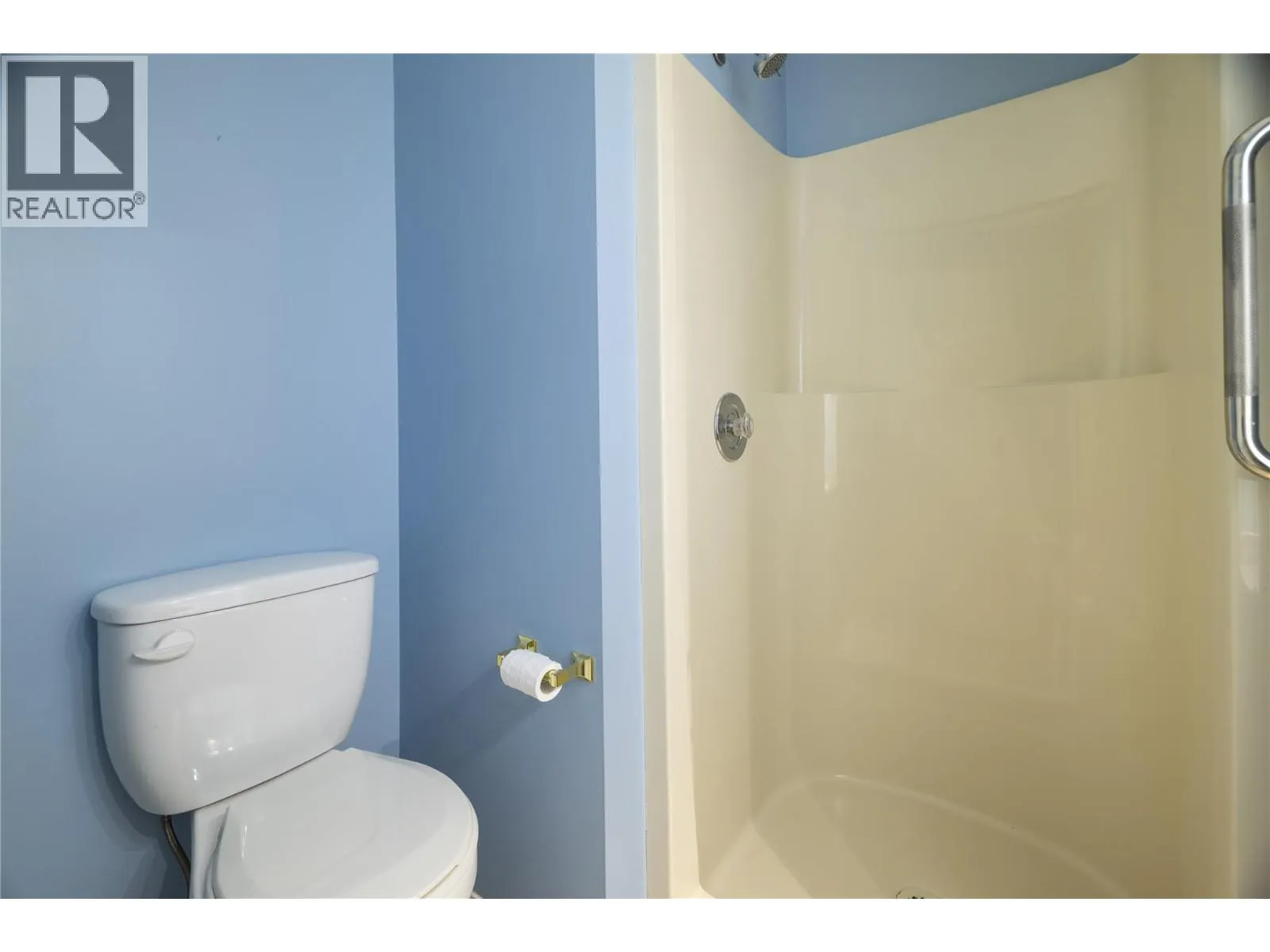 3900 27 Avenue Unit# 2