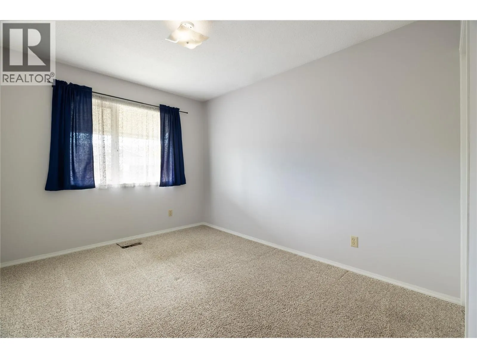 3900 27 Avenue Unit# 2