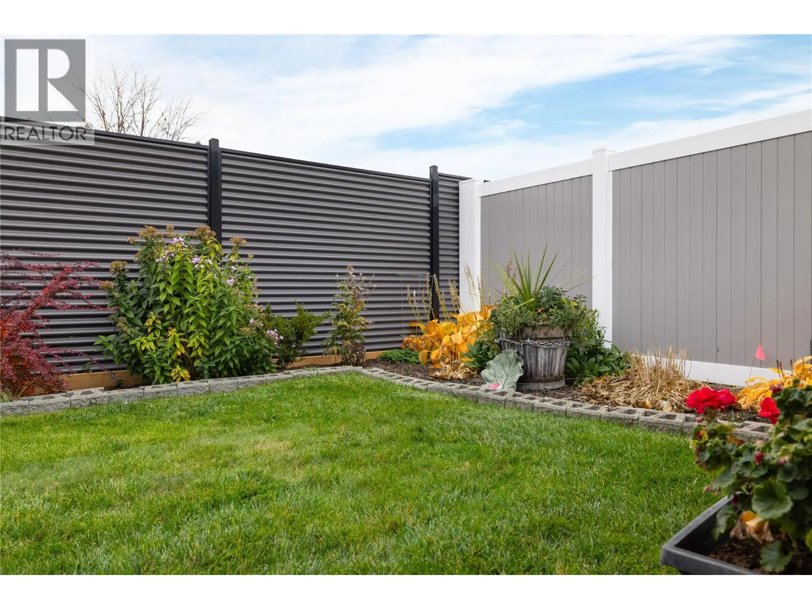 3900 27 Avenue Unit# 2