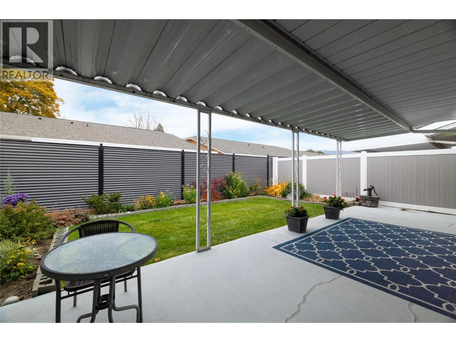 3900 27 Avenue Unit# 2
