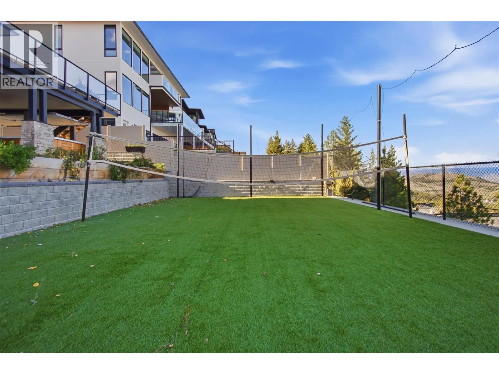 2166 Crosshill Drive