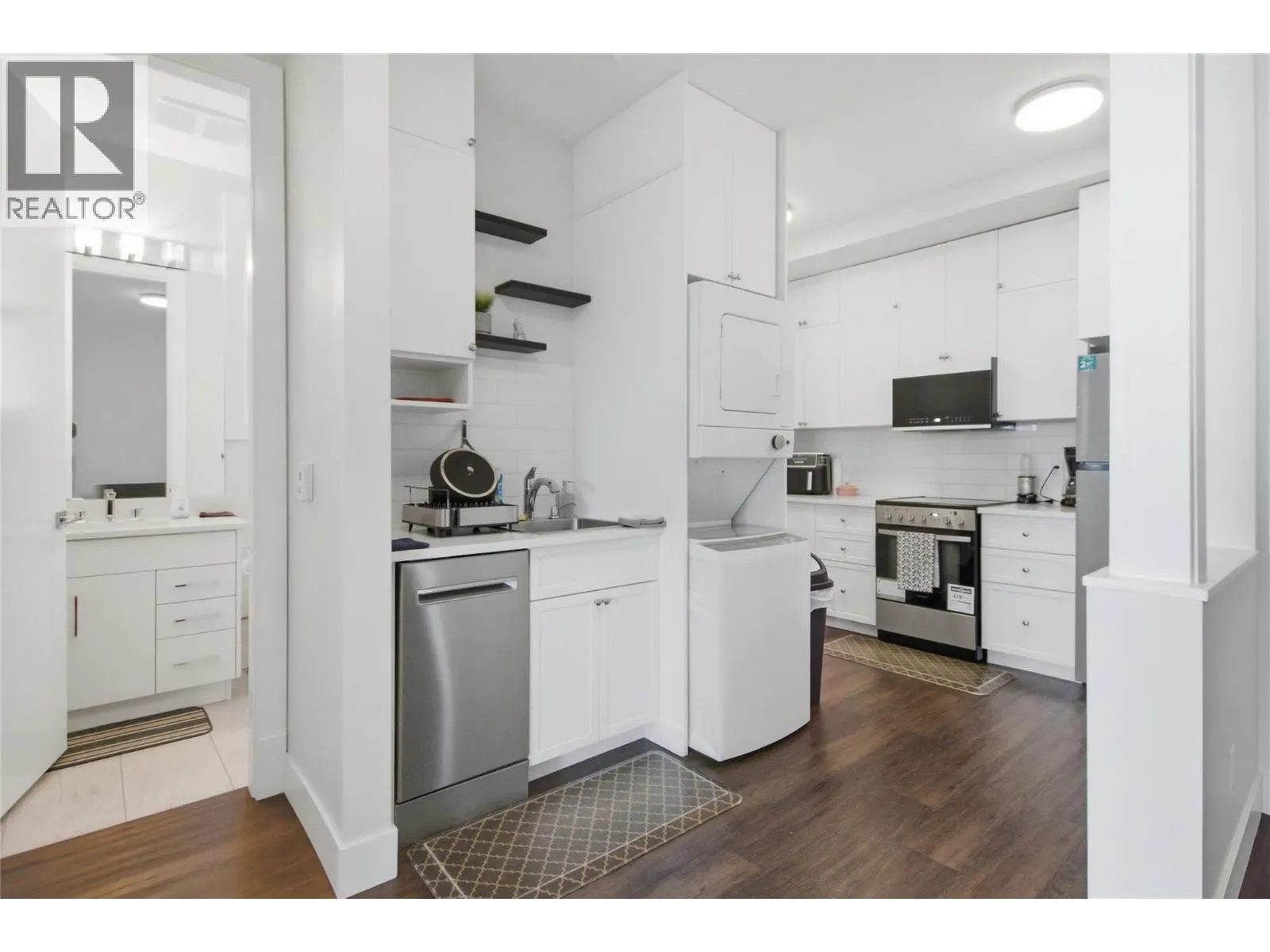 2166 Crosshill Drive