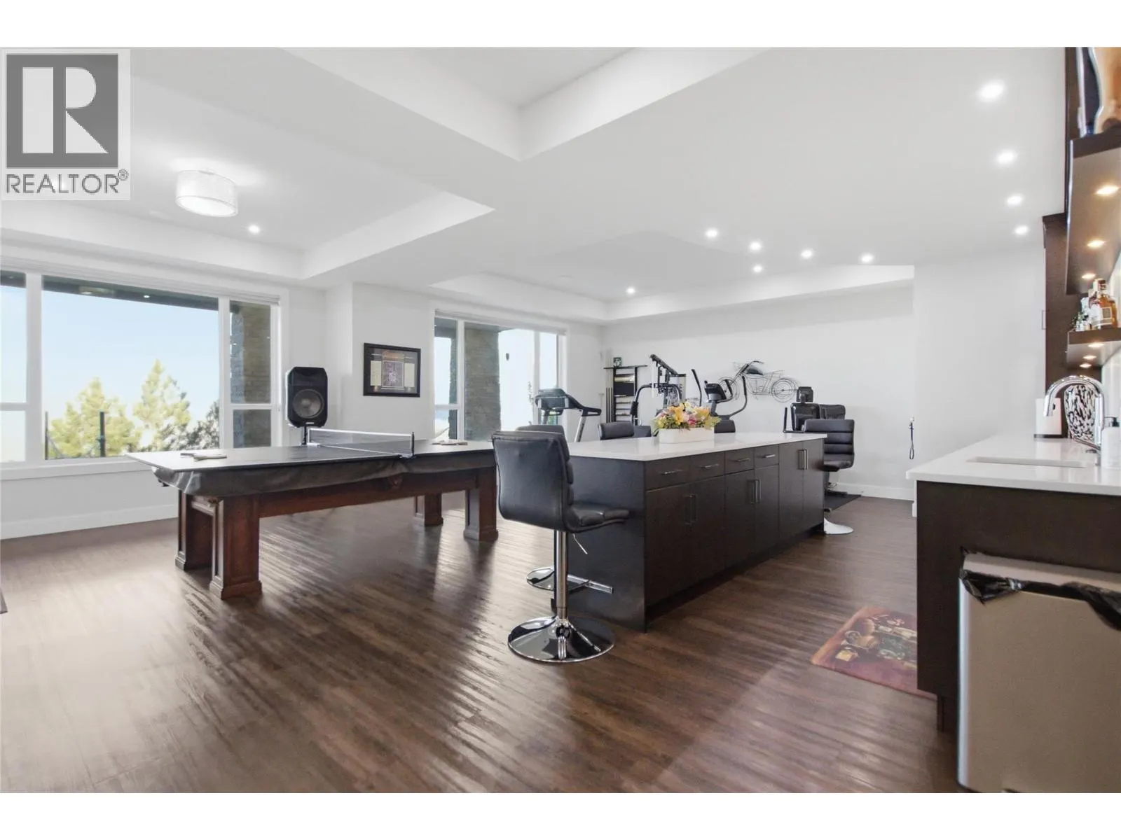 2166 Crosshill Drive