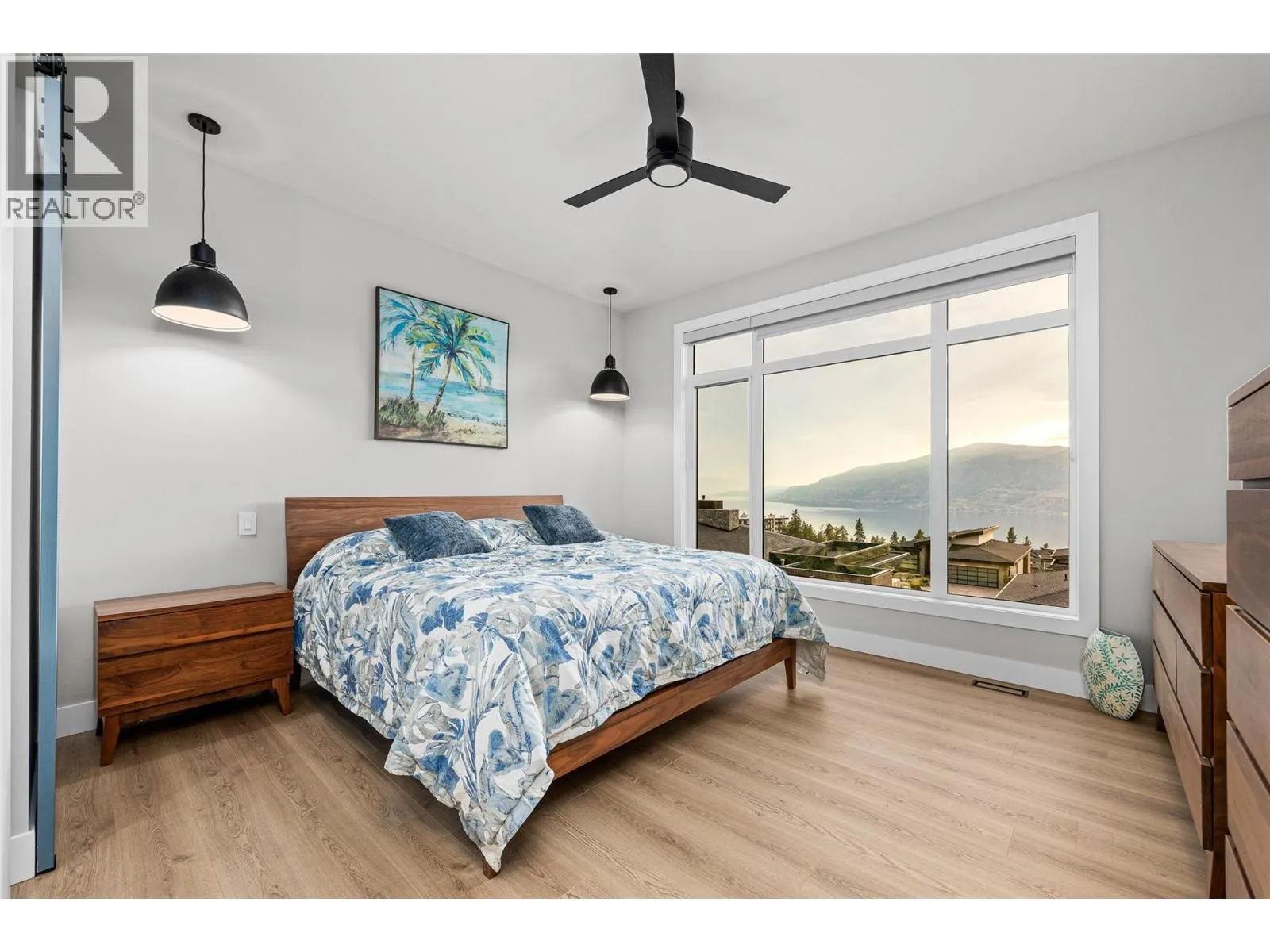 9874 Beacon Hill Drive