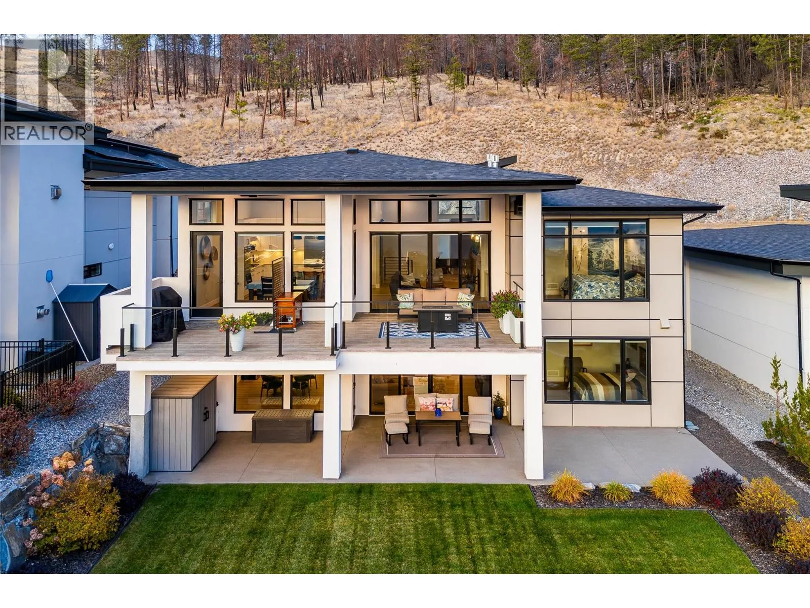 9874 Beacon Hill Drive