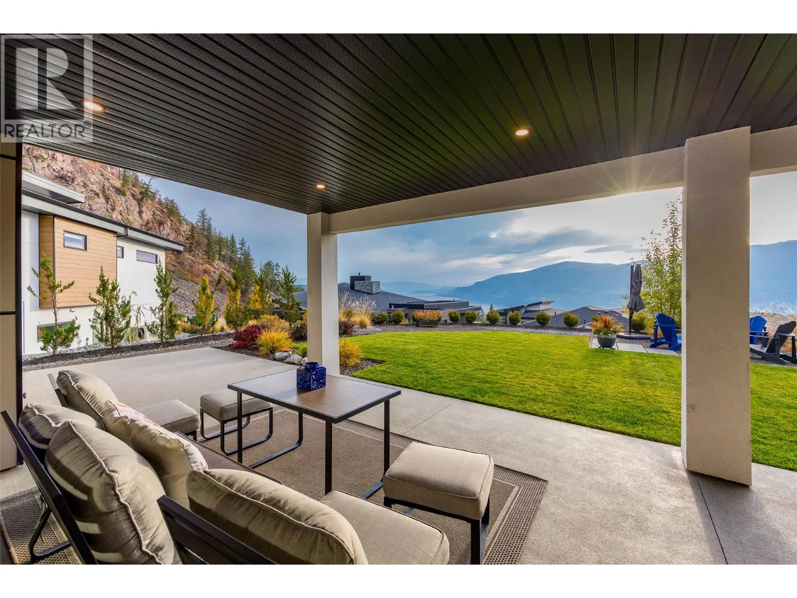 9874 Beacon Hill Drive