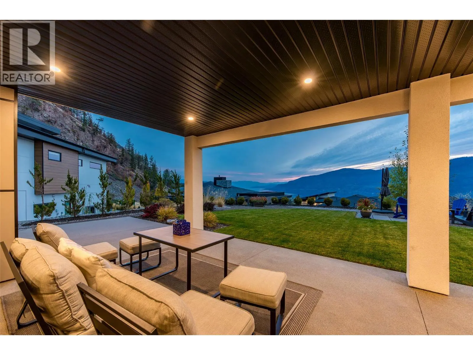 9874 Beacon Hill Drive