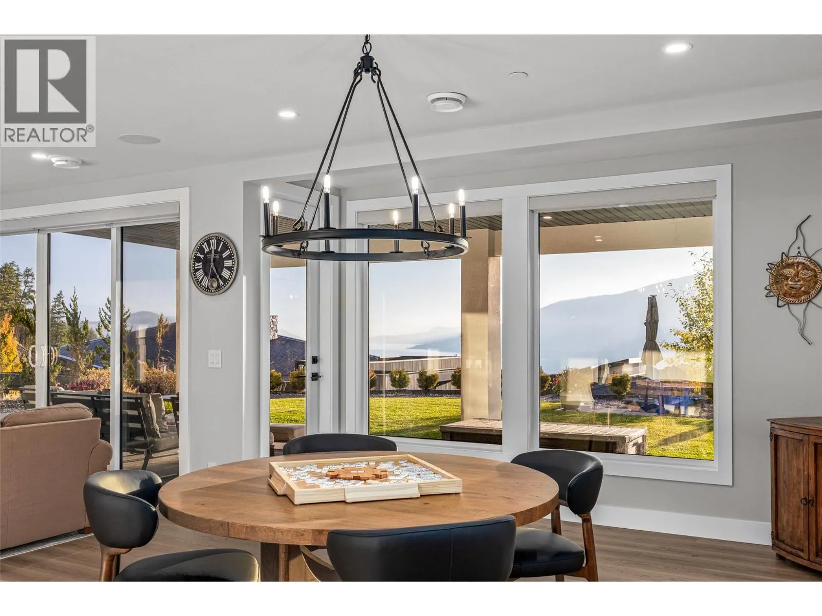 9874 Beacon Hill Drive
