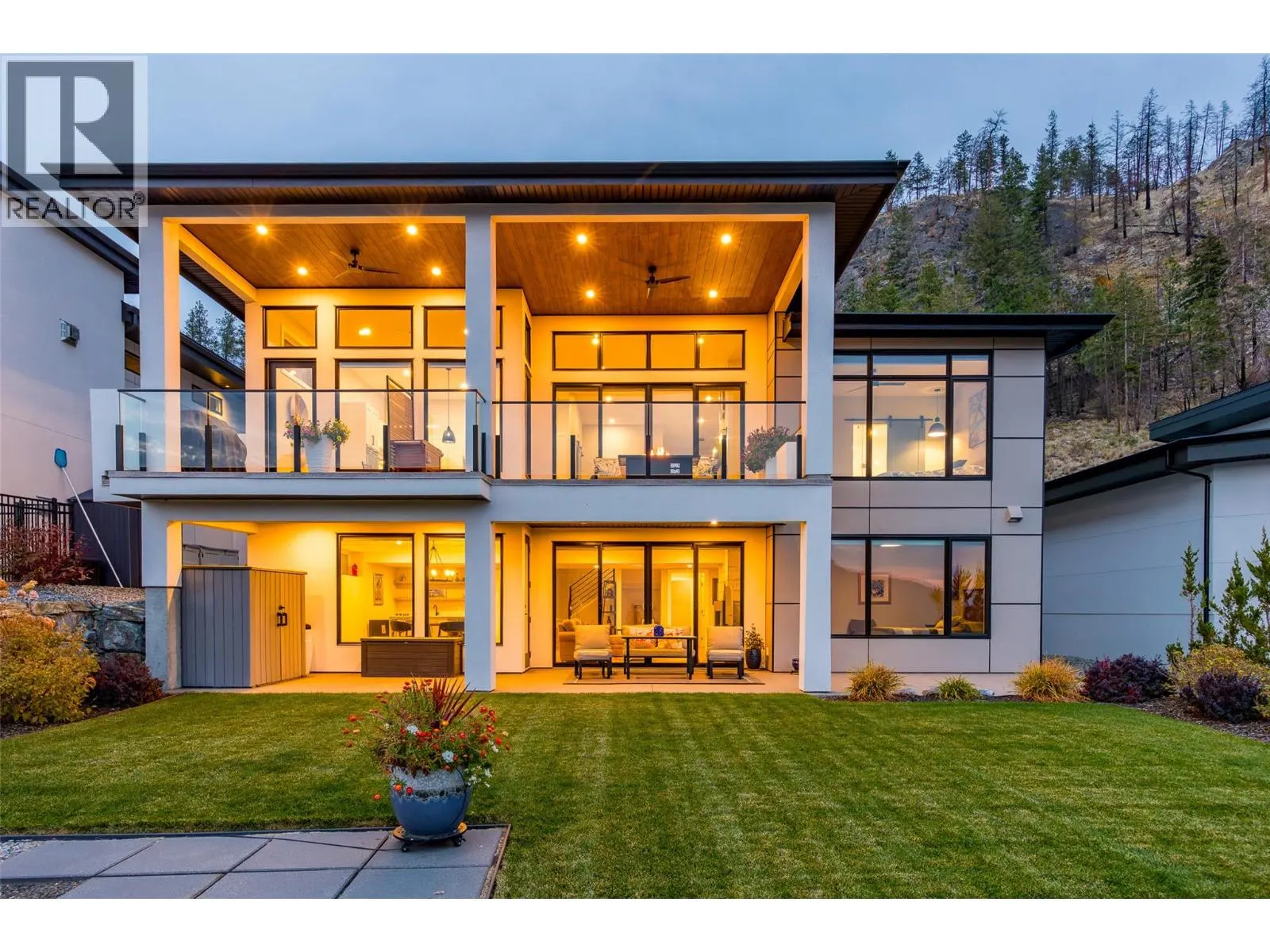 9874 Beacon Hill Drive