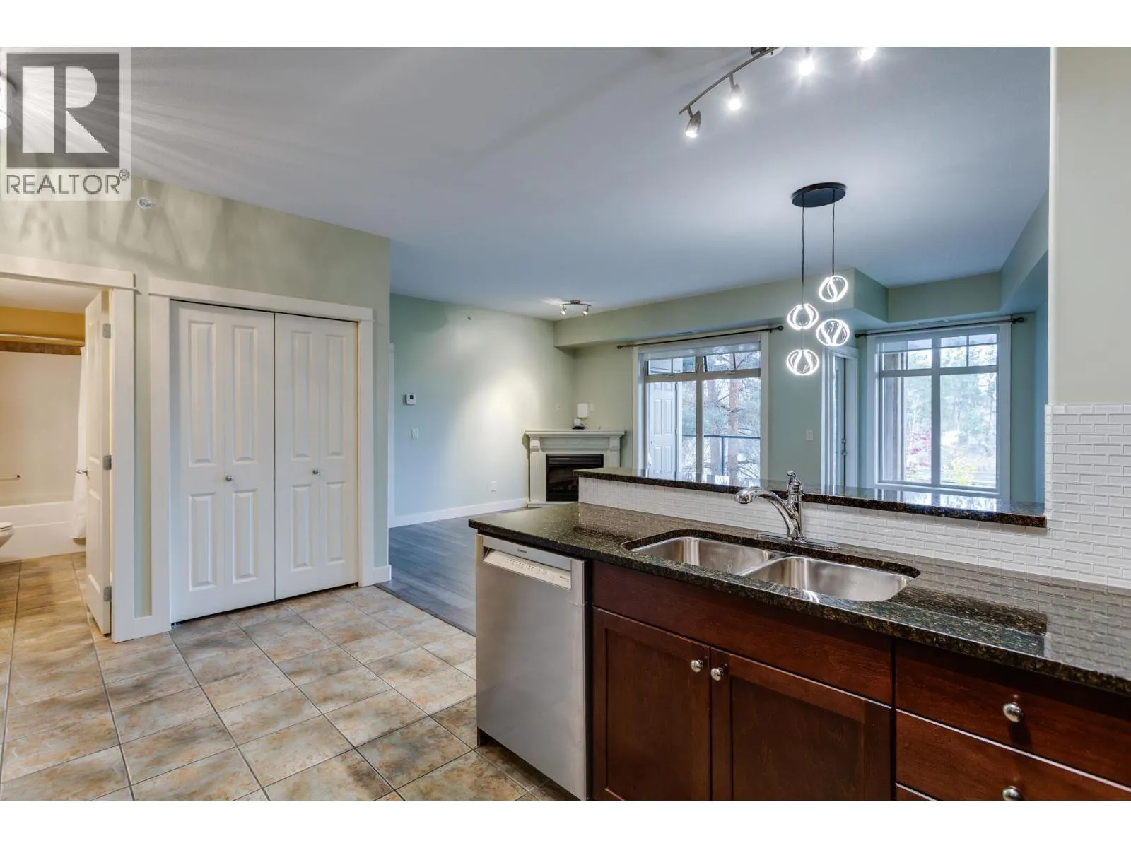 2611 Stillwater Way Unit# 219
