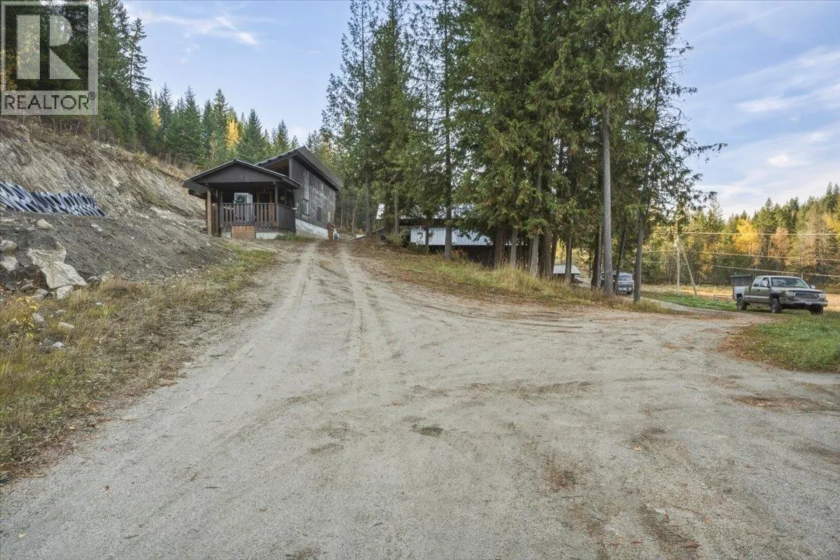 1880 Highway 6