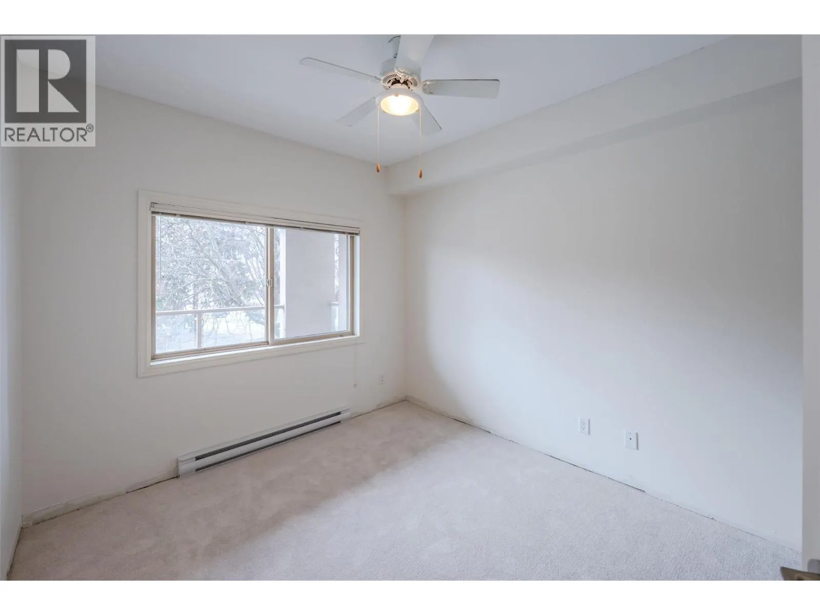 196 WADE Avenue W Unit# 208