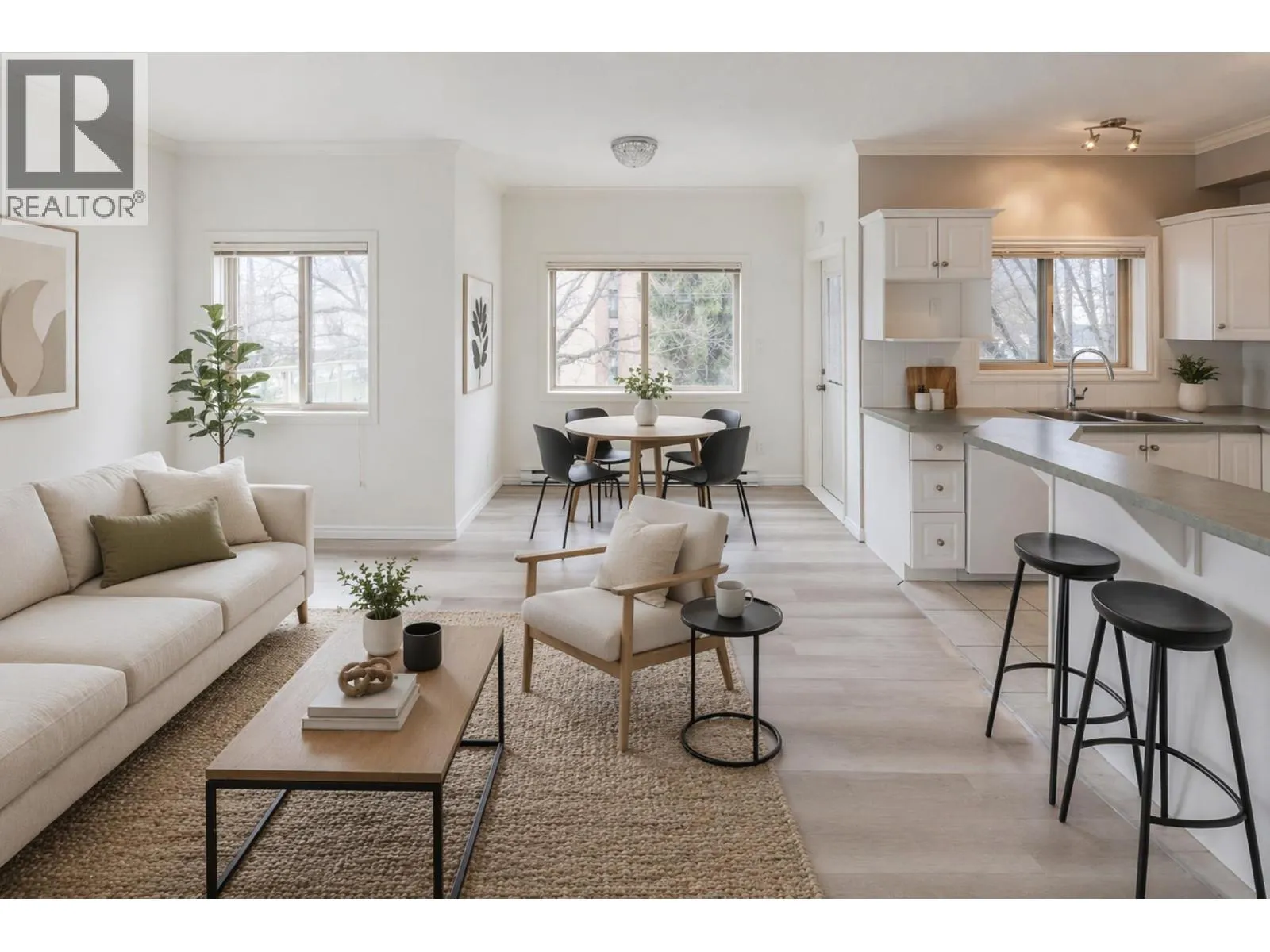 196 WADE Avenue W Unit# 208