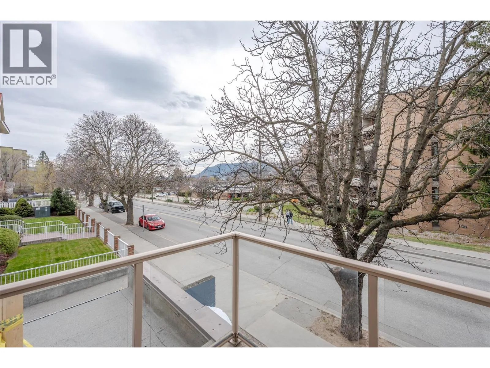 196 WADE Avenue W Unit# 208