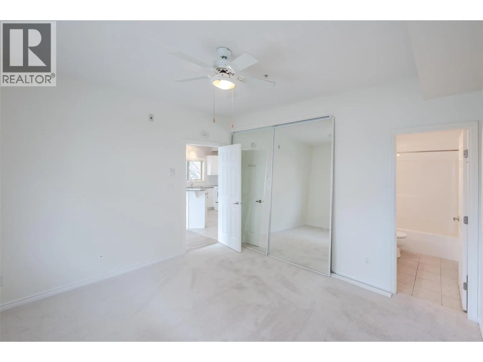 196 WADE Avenue W Unit# 208