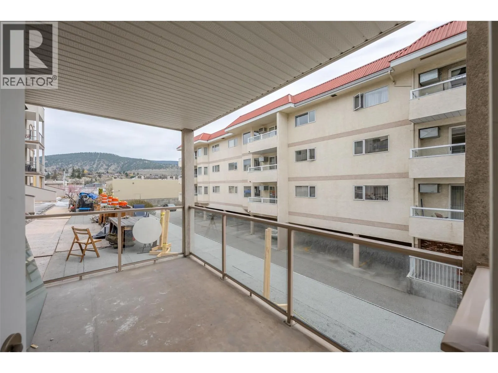 196 WADE Avenue W Unit# 208